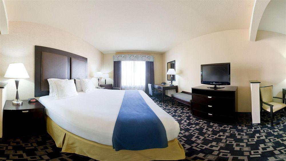 Holiday Inn Express & Suites Huntsville By Ihg Buitenkant foto