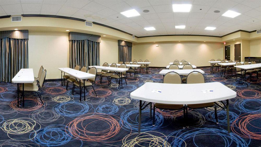 Holiday Inn Express & Suites Huntsville By Ihg Buitenkant foto