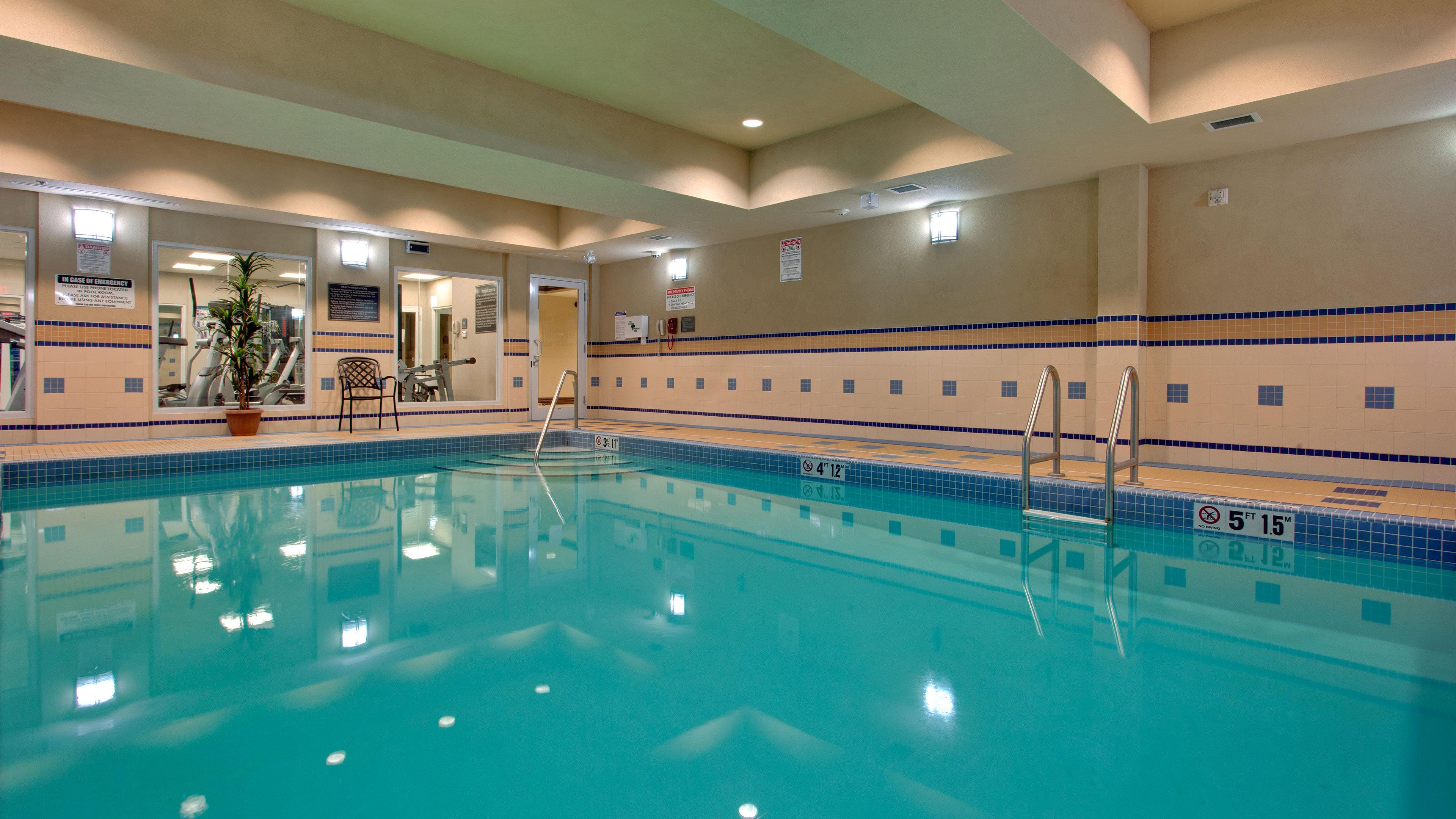 Holiday Inn Express & Suites Huntsville By Ihg Buitenkant foto