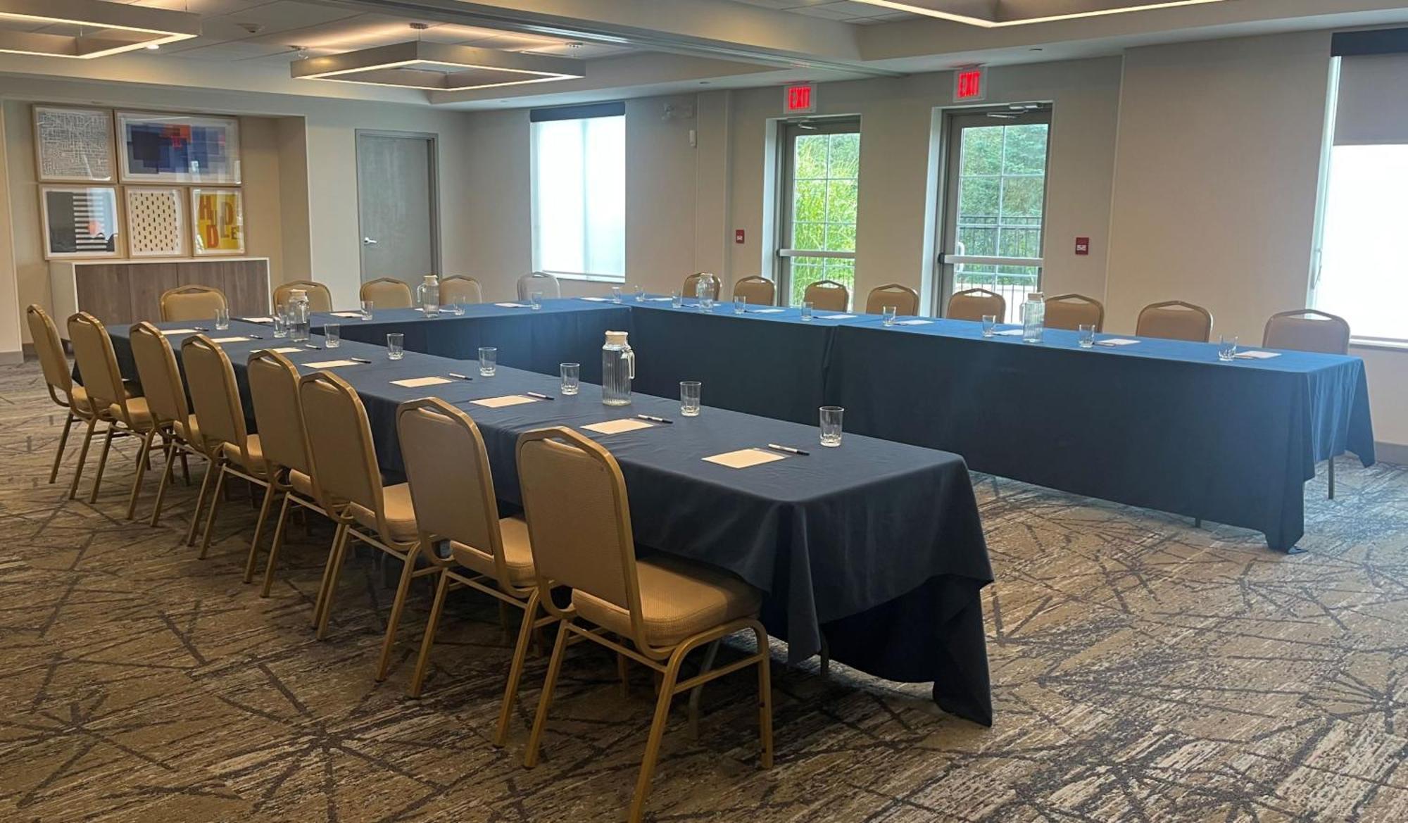 Holiday Inn Express & Suites Huntsville By Ihg Buitenkant foto