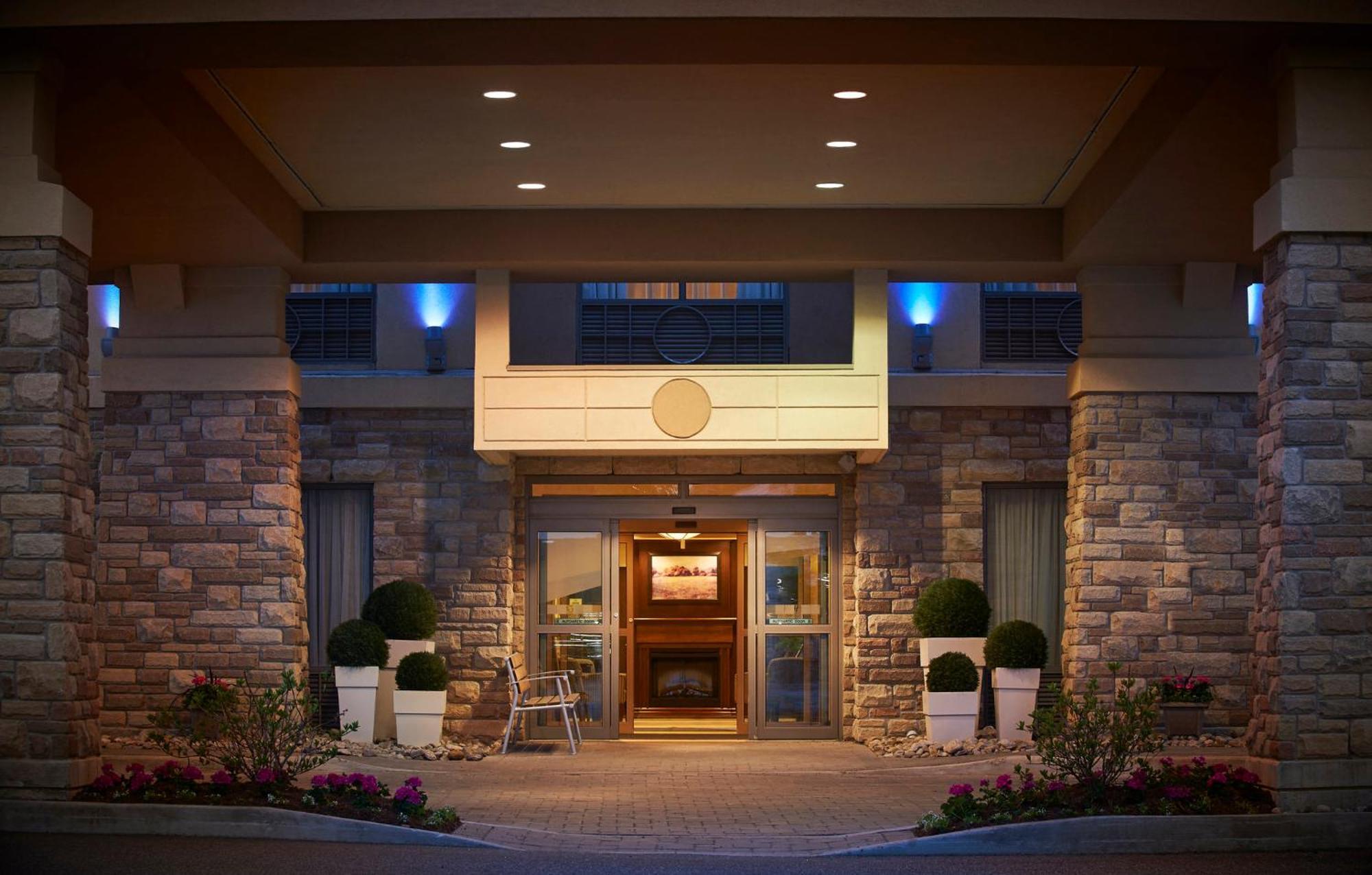 Holiday Inn Express & Suites Huntsville By Ihg Buitenkant foto