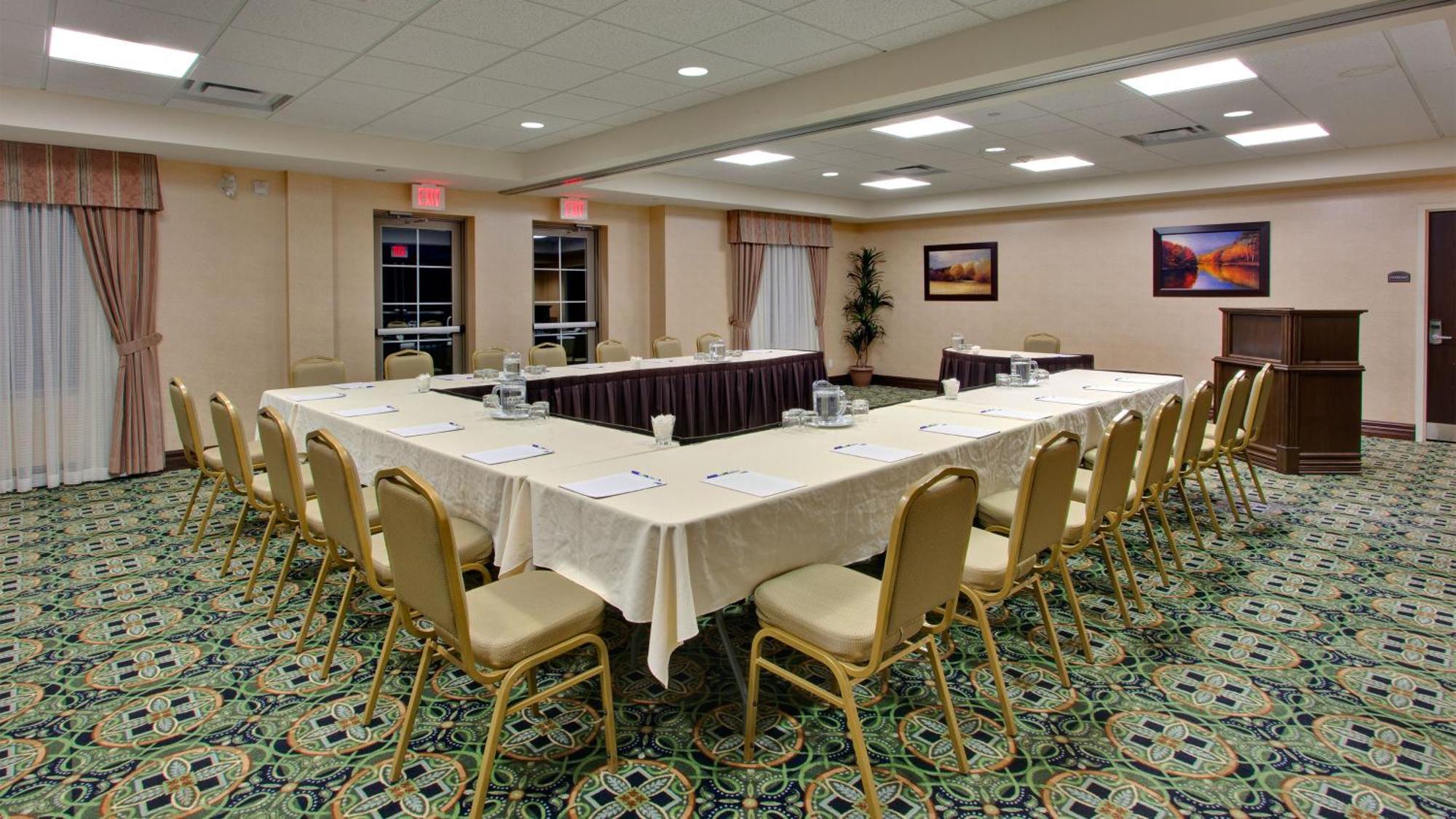 Holiday Inn Express & Suites Huntsville By Ihg Buitenkant foto