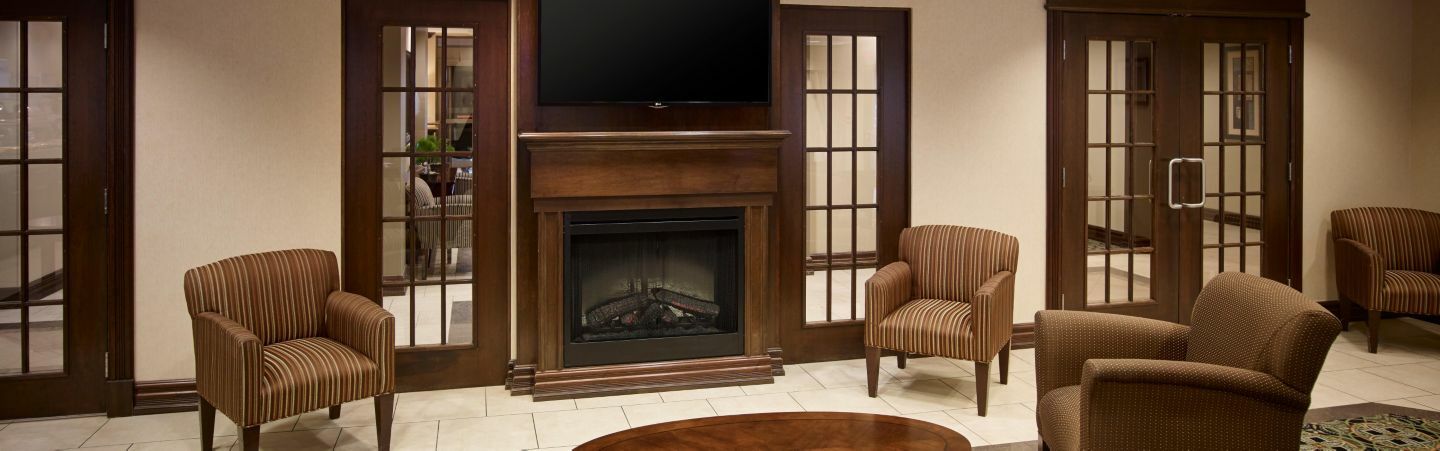Holiday Inn Express & Suites Huntsville By Ihg Buitenkant foto