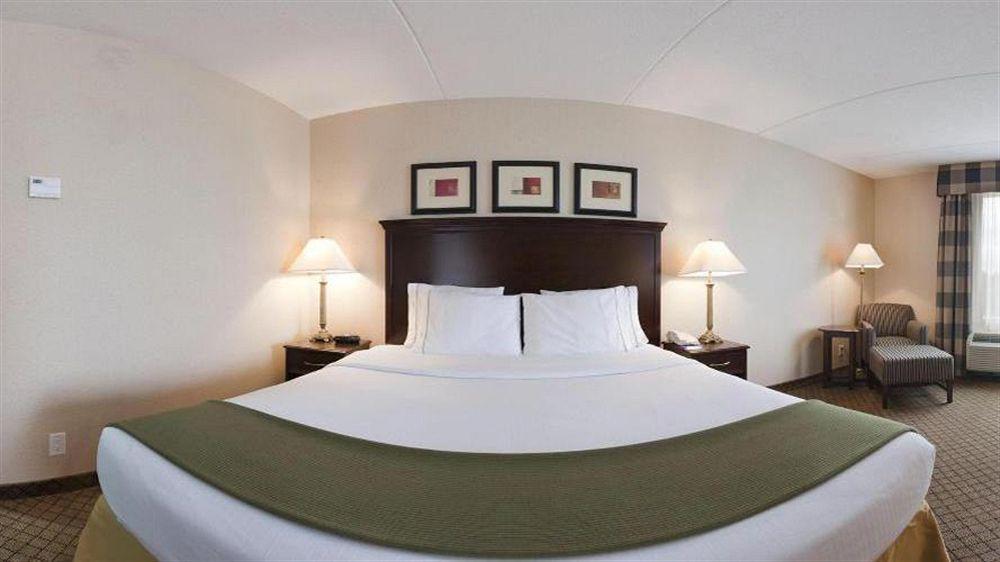 Holiday Inn Express & Suites Huntsville By Ihg Buitenkant foto
